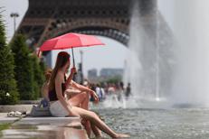 Ondata di caldo record in Francia - Afp