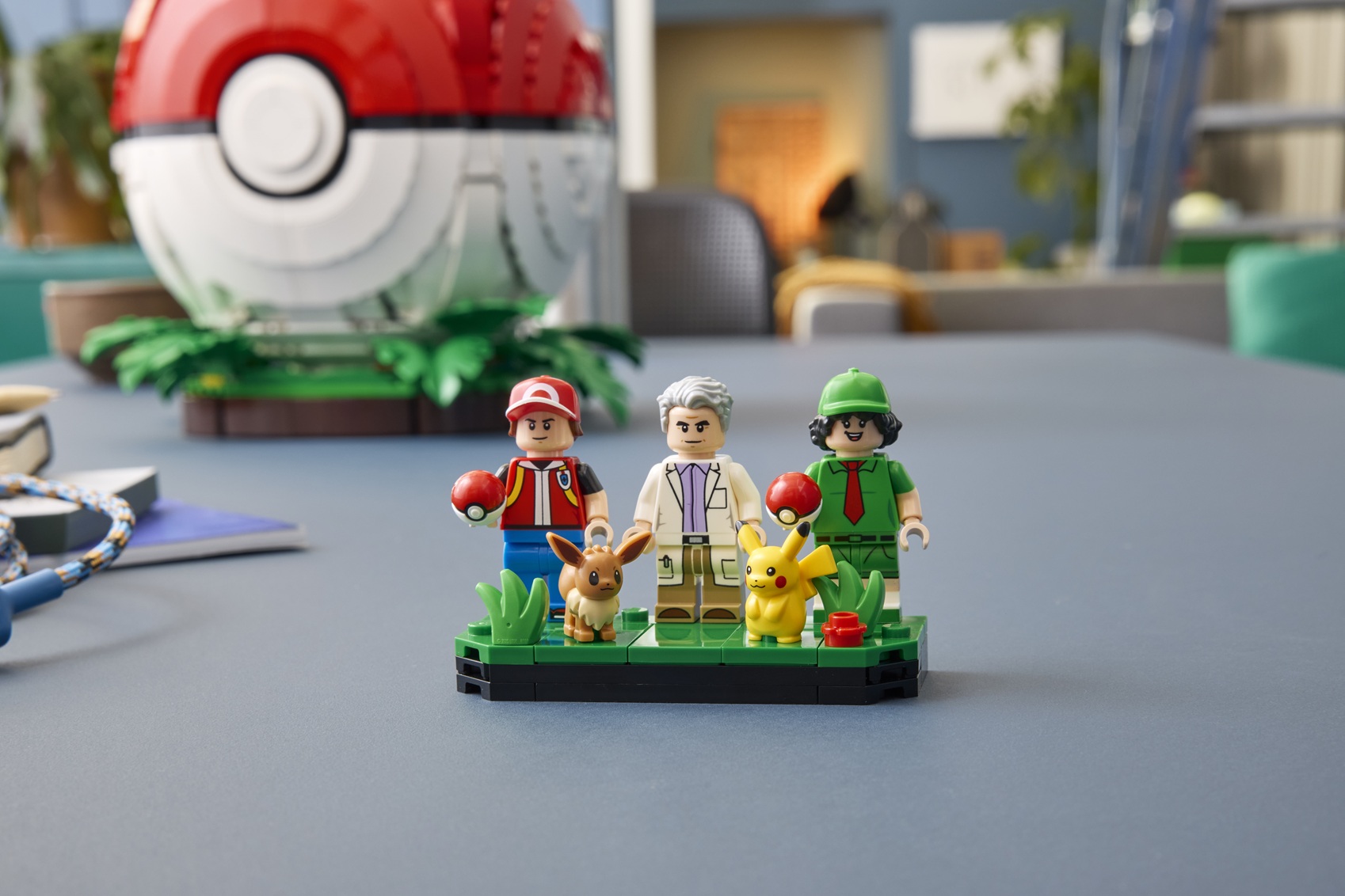 lego pokemontm iconic moments poke ball 2