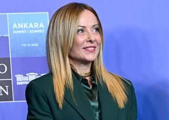 Meloni: “Rispettiamo impegni Nato ma stabiliamo noi priorità”. Su Trump: “Non mi pento di nulla"