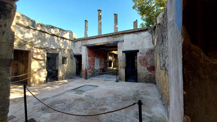 (Casa del Mobilio Carbonizzato - Uffcio stampa del Parco archeologico di Ercolano)