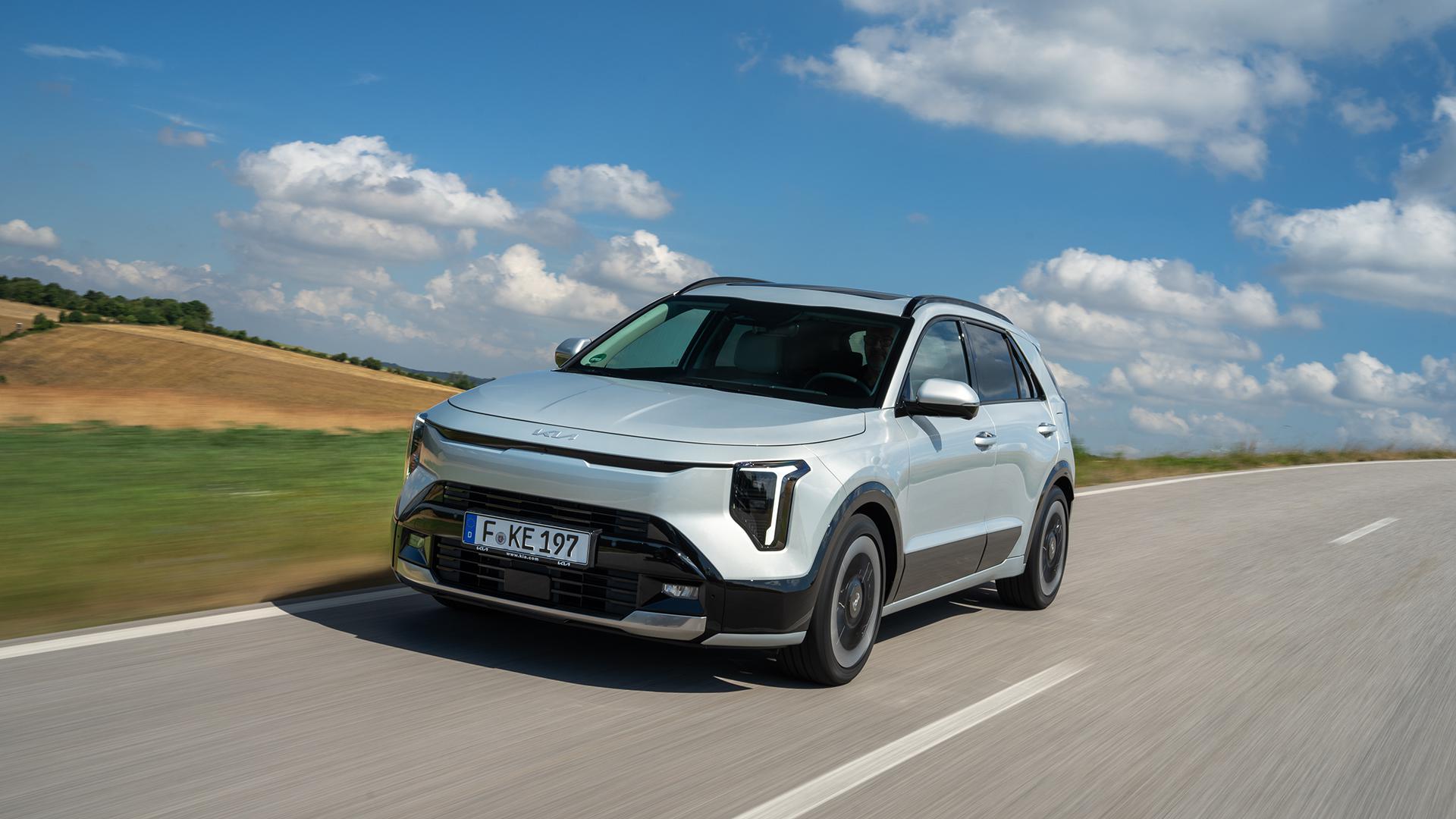 Kia rinnova la Niro: il CUV ibrido punta su tecnologia e sostenibilità