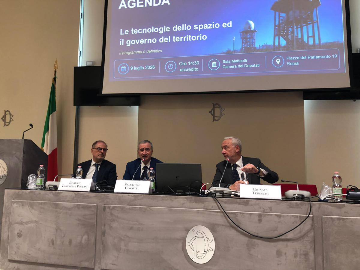 Tecnologie dello spazio e governo del territorio