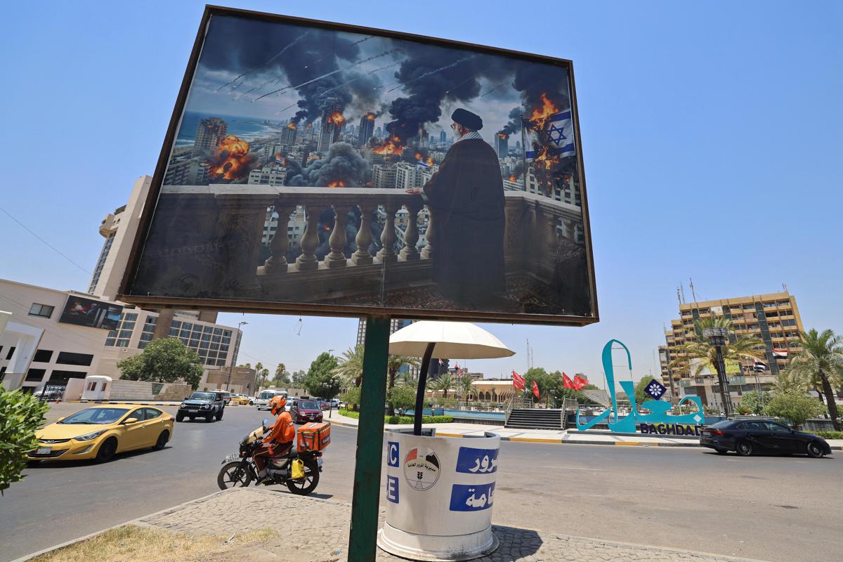 https://www.adnkronos.com/resources/02a7-21138f746132-c136ab9634eb-1000/format/huge/iran_cartellone_afp.jpeg