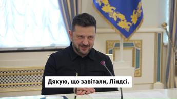 Morto il senatore Graham, 2 giorni fa l'incontro con Zelensky a Kiev - Video