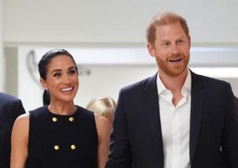 Re Carlo e l'incontro con Harry, Meghan e i nipoti: non è stata una resa, ma un modo per vedere i nipoti