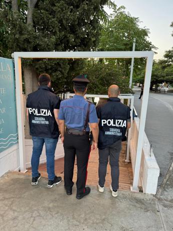 Controlli su movida: alcol a minori e violazione norme antincendio in nota discoteca Soverato