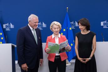 Sicurezza online e difesa sono le priorità degli europei nel sondaggio Eurobarometro