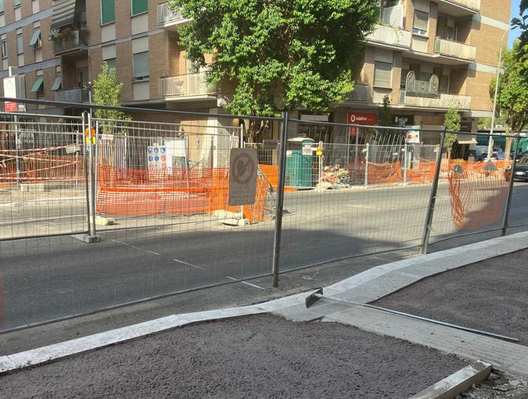 Via di Vigna Stelluti deserta 