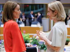 L'Alta Rappresentante Ue Kaja Kallas (a destra), con Roberta Metsola, presidente del Parlamento Europeo
 - Fotogramma/Ipa