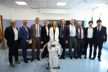 Asl Roma 3, consegnata poltrona odontoiatria al centro Tobia dell’ospedale di Ostia