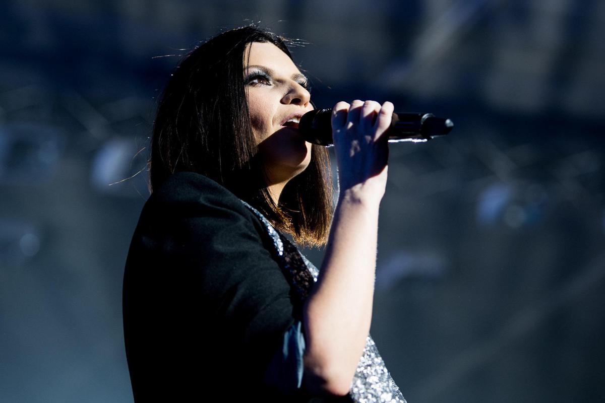 https://www.adnkronos.com/resources/02a7-211a8d2e2de2-faeb48e9c715-1000/format/huge/padova_concerto_di_laura_pausini.jpeg