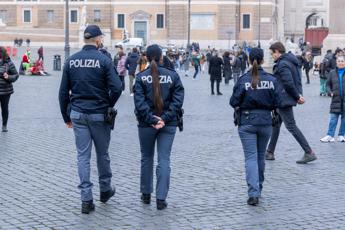 Polizia a Roma - (Ipa)