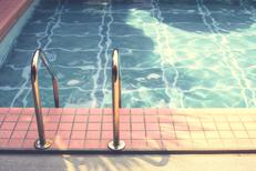 Piscina - (123RF)