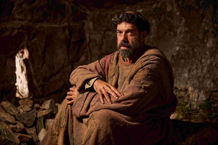 (Pierfrancesco Favino nei panni di scena del film 