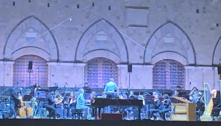 Standing ovation a Siena: il Concerto per l'Italia conquista Piazza del Campo