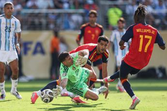 Spagna-Argentina, gol annullato a Nico Williams e proteste in finale Mondiali