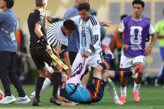 La rissa di Leandro Paredes - Afp