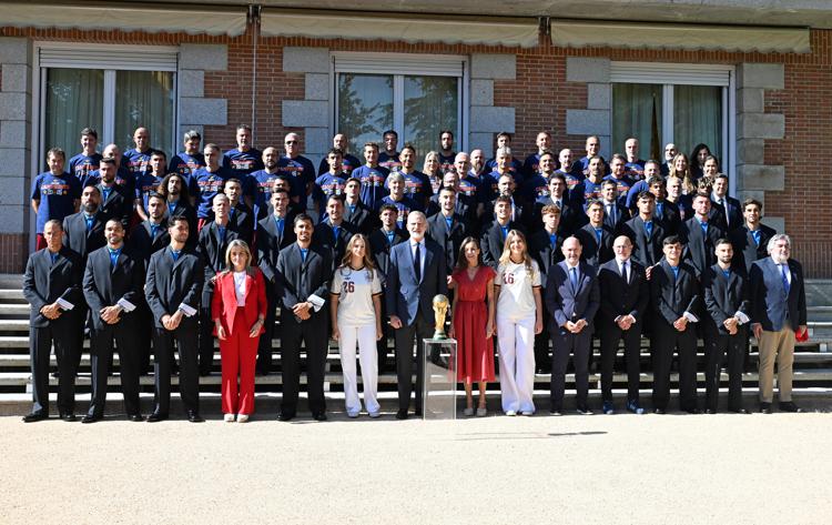 La nazionale spagnola ricevuta dal Re Felipe VI - Ipa/Fotogramma