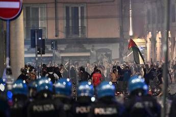 Caso Fakir, le reazioni all'intervista al poliziotto. Fratelli d'Italia: "Lepore deve dimettersi"