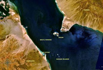 Hormuz e Bab el Mandeb, la tenaglia dei due stretti tiene in ostaggio il commercio mondiale