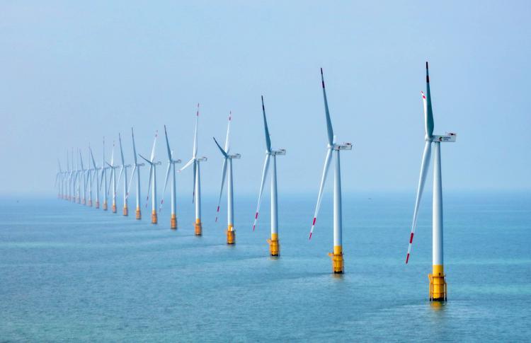 Un impianto eolico offshore
 - Fotogramma/Ipa