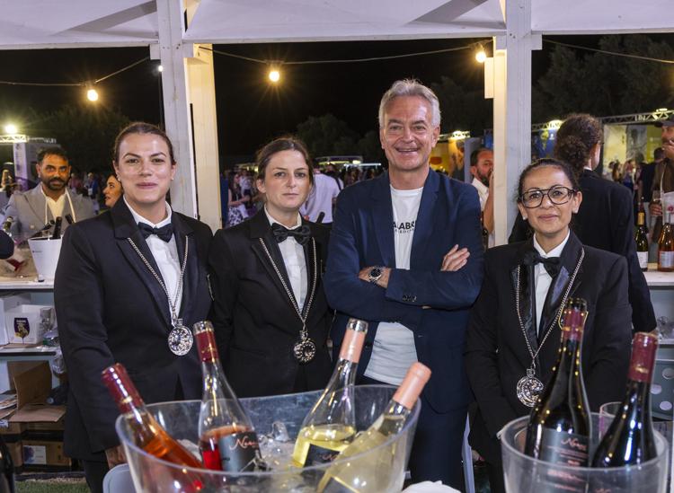 L'assessore Gianluca Gallo a Vinitaly and the city Sibari