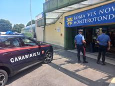 Carabinieri alla piscina di Monterotondo - Carabinieri