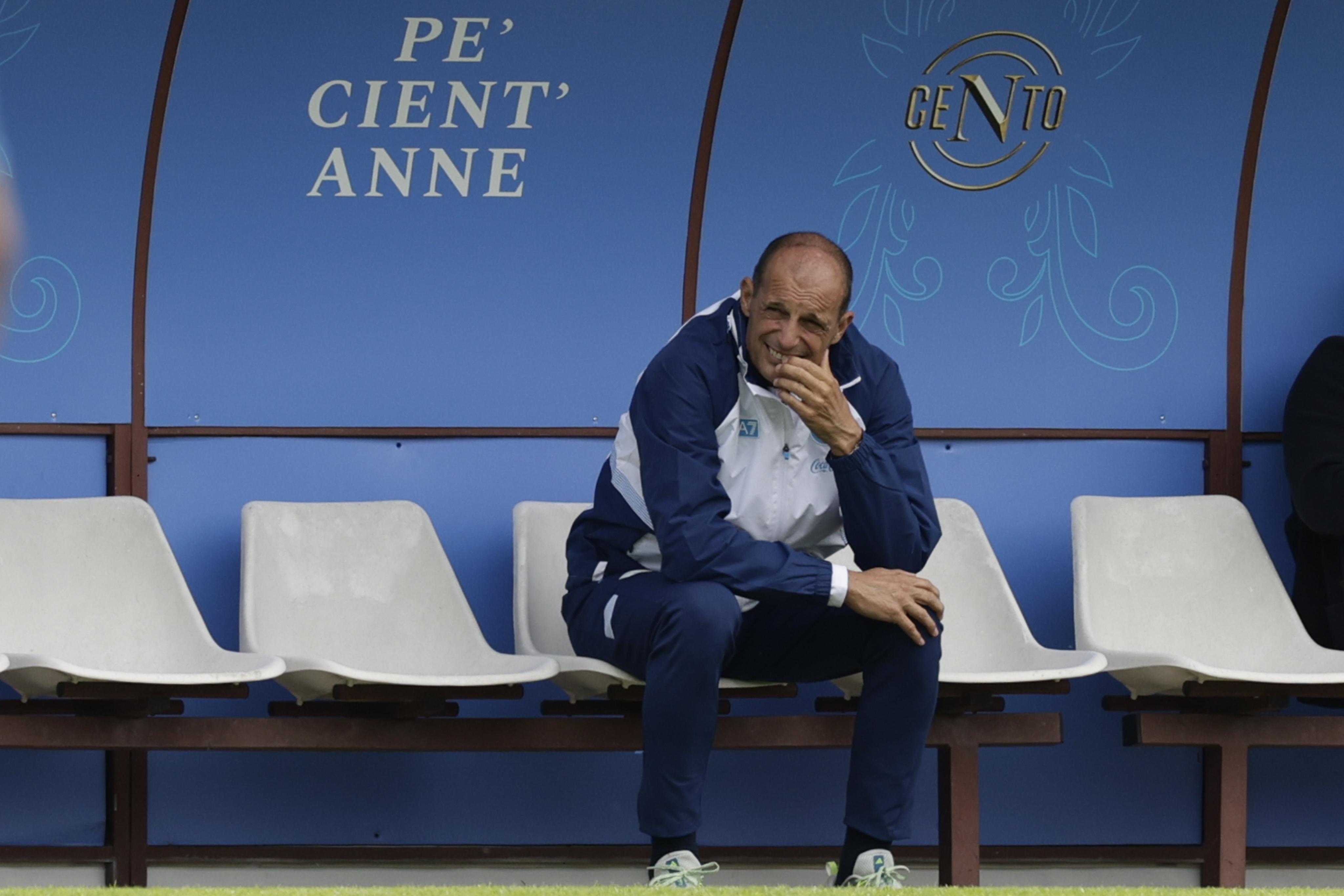 Napoli ko 3-1 con l'Arezzo nella prima amichevole stagionale