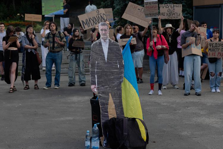 Ucraina, il politologo Bortnik: 