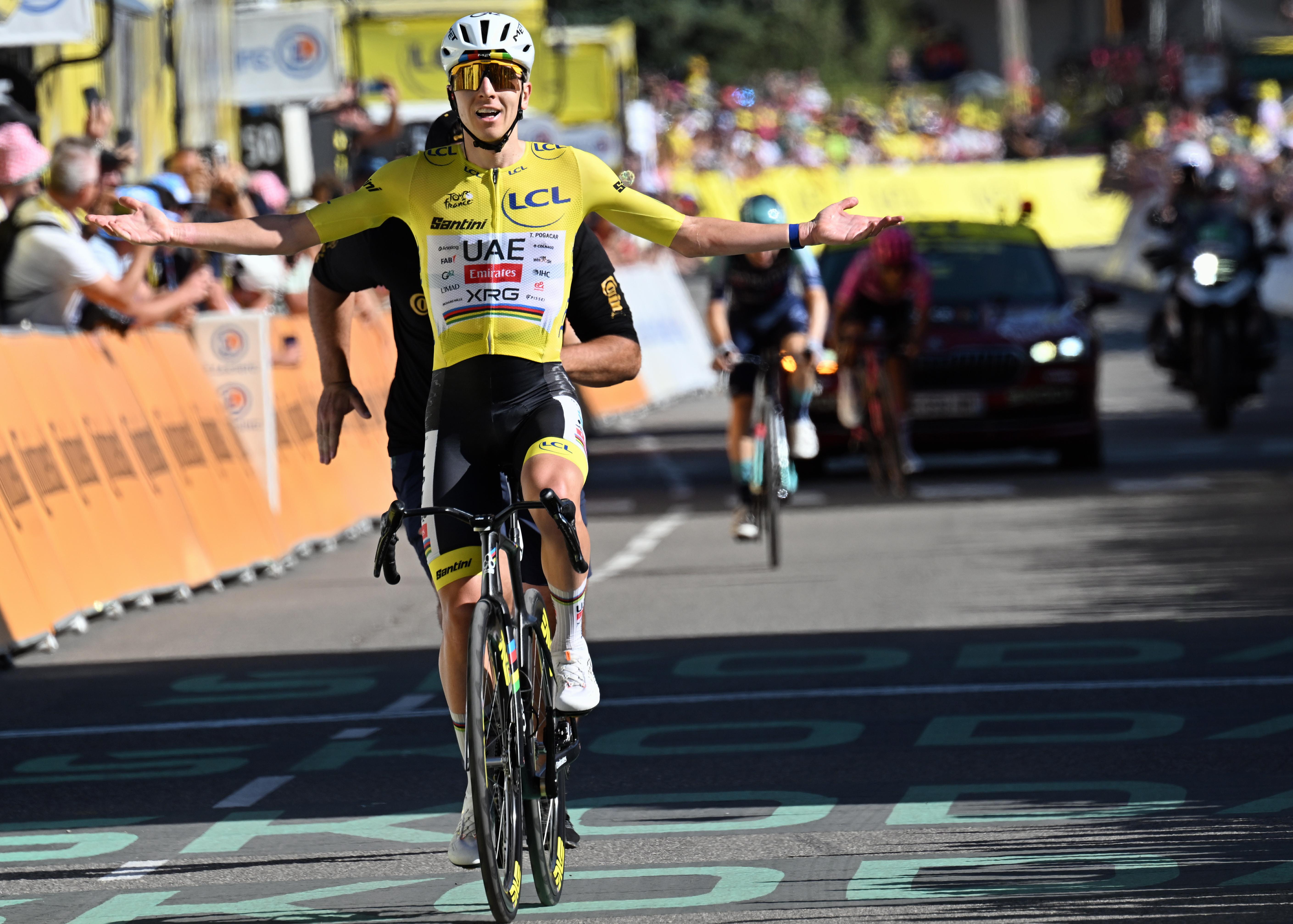 Tour de France, Pogacar imprendibile anche sull'Alpe d'Huez