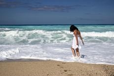 Donna al mare - (Foto )