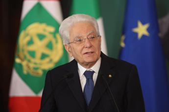 Mattarella: "Legge elettorale? Attenzione deve essere su mancata partecipazione a voto"