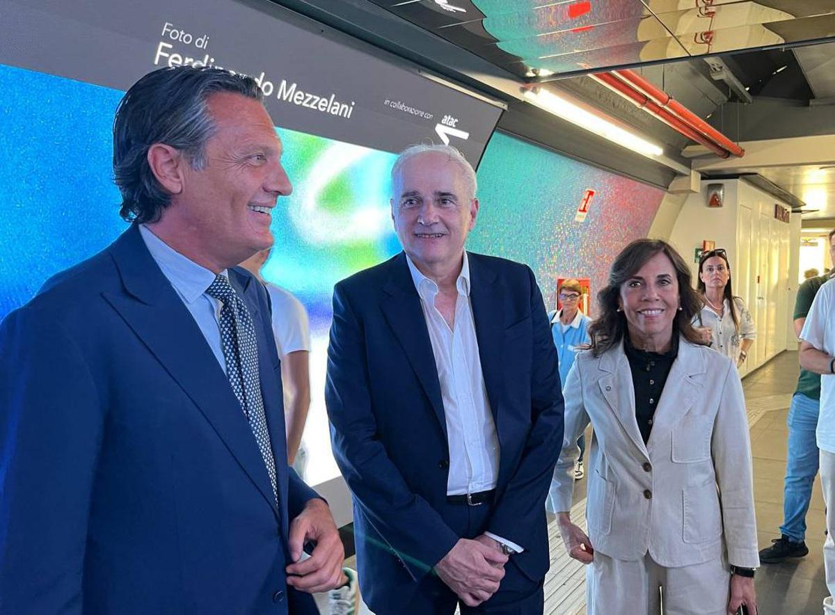 Tra sport e trasporto, mostra fotografica di Ferdinando Mezzelani