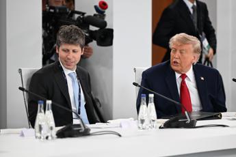 sam altmanc, Ceo di OpenAI, con Donald Trump durante il G7 in Francia (Ipa)