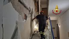 I danni del terremoto - (Ipa)