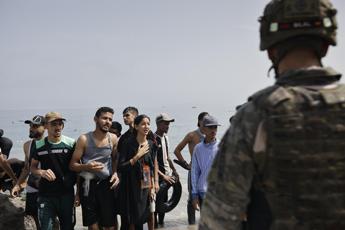 Migranti a Ceuta - (Fotogramma/Ipa)