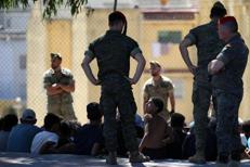 Migranti a Ceuta - (Afp)
