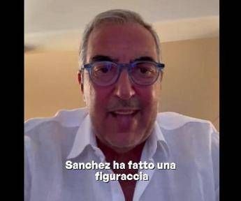 Gasparri: "Crisi migratoria e Sanchez se ne va in vacanza, gli suggeriamo noi la playlist"
