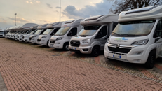 Camper usati, mercato in crescita del 6%: aumentano i passaggi di proprietà in Italia