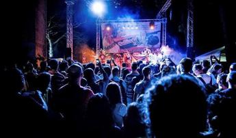 Musica, il 5 e 6 agosto torna il 'Gallinarock': 18esima edizione per festival attento ad ambiente e inclusività