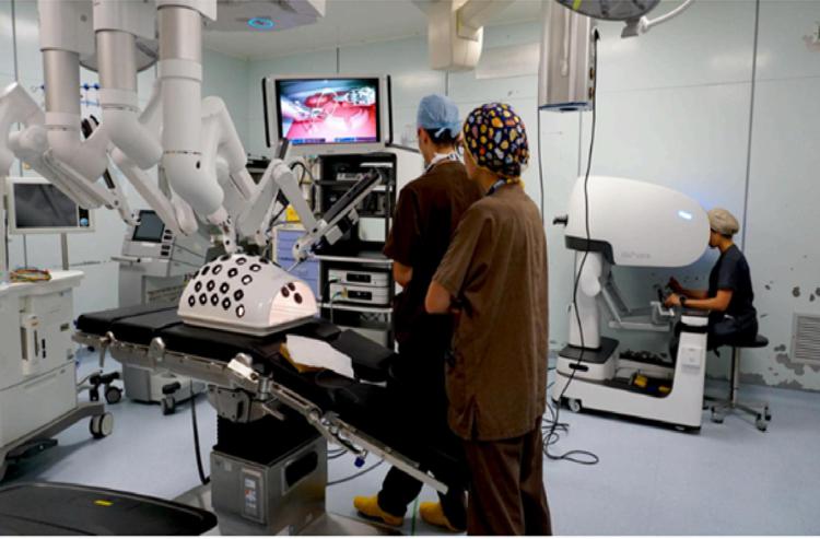 Al Policlinico di Milano arrivano due nuovi robotchirurgici made in China - (Foto Ufficio stampa)