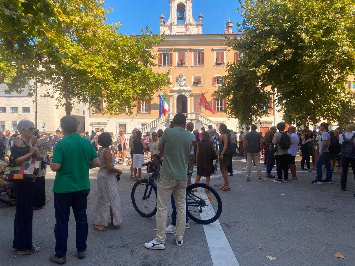 https://www.adnkronos.com/resources/02a8-2144a960bcff-f114d108516c-1000/format/huge/terremoto_pisa_ok.jpeg