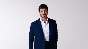 Sanremo 2027, per i Giovani la finale sarà a 6 il 18 dicembre e il vincitore tra i Big