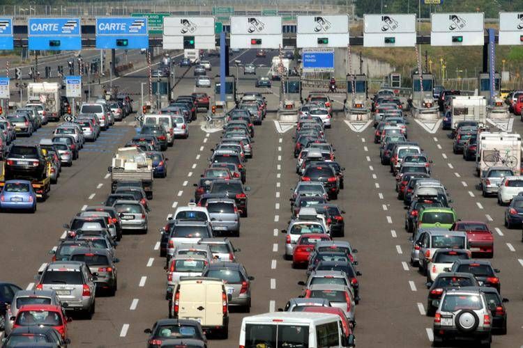 Traffico in autostrada - Archivio