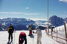 Sciatori sulle Dolomiti - (Adnkronos)