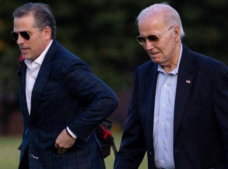 Hunter Biden con il padre Joe - (Fotogramma/Ipa)