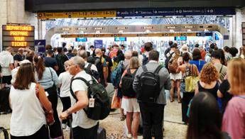 Fila in aeroporto - (Fotogramma/Ipa)