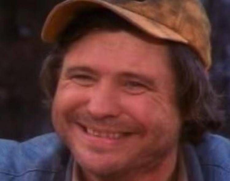 Ben Jones in Hazzard - (Fermo imagine)