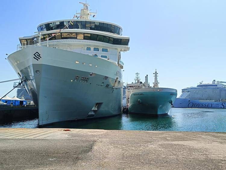 Bunkeraggio Gnl Ship-to-Ship nel porto di Civitavecchia - (Foto Ufficio stampa)