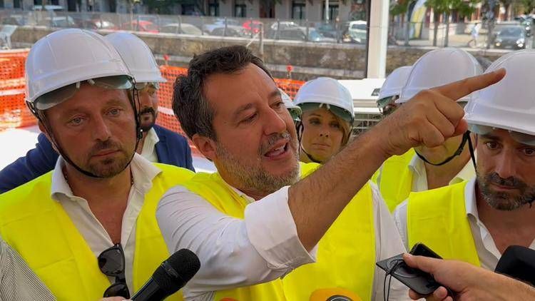 Ferrovie, Salvini: 